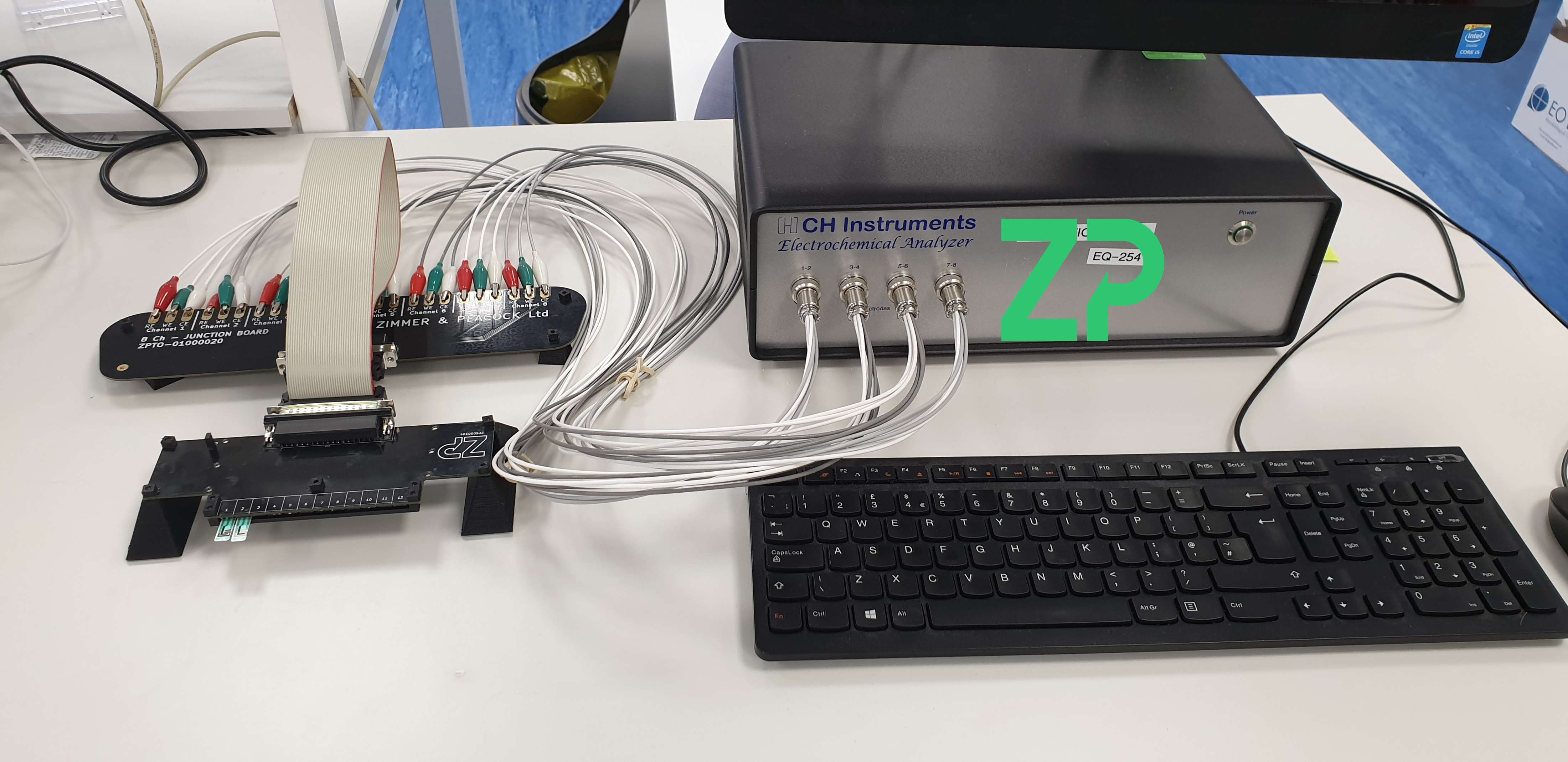 Connecting to a screen printed electrode/biosensor