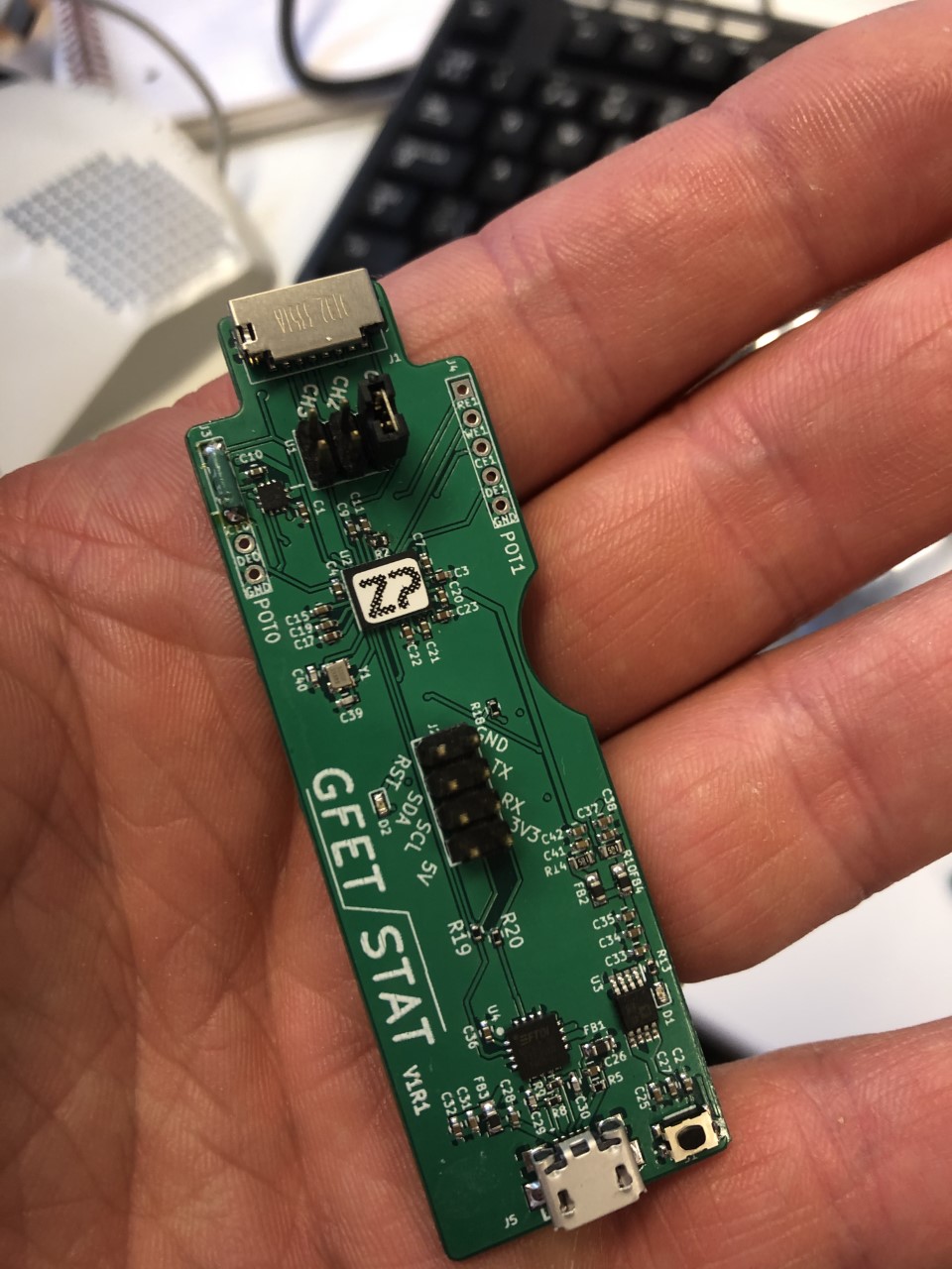ZP onboard - thumb sized biosensor instrument